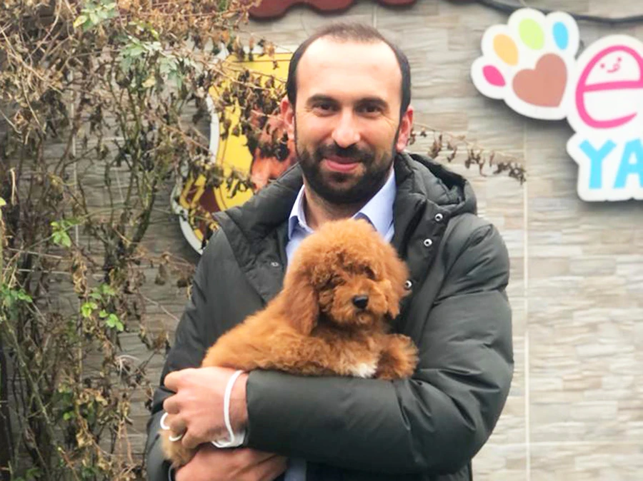 Barış Bey Kızıl Minyatür Poodle yavrusuna kavuştu