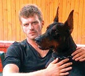 Kıvanç Tatlıtuğ'un Elit Doberman'ı Pars Magazin 90'da