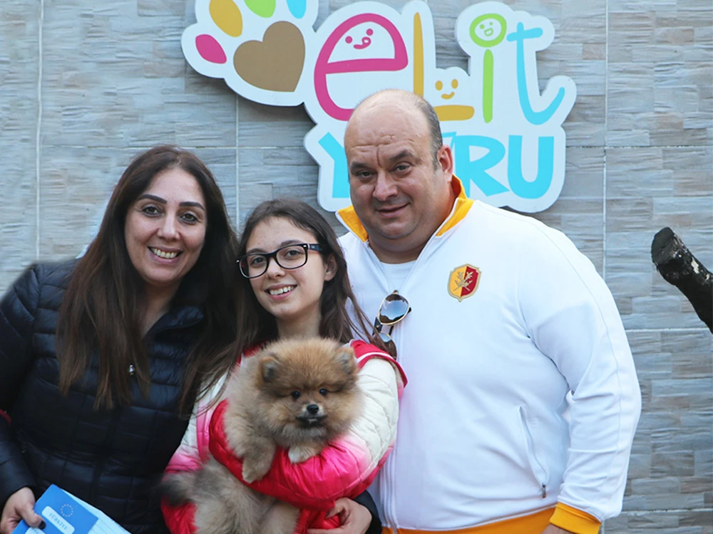 Gaye&Hakan çifti, Pomeranian elit yavrusuna kavuştu