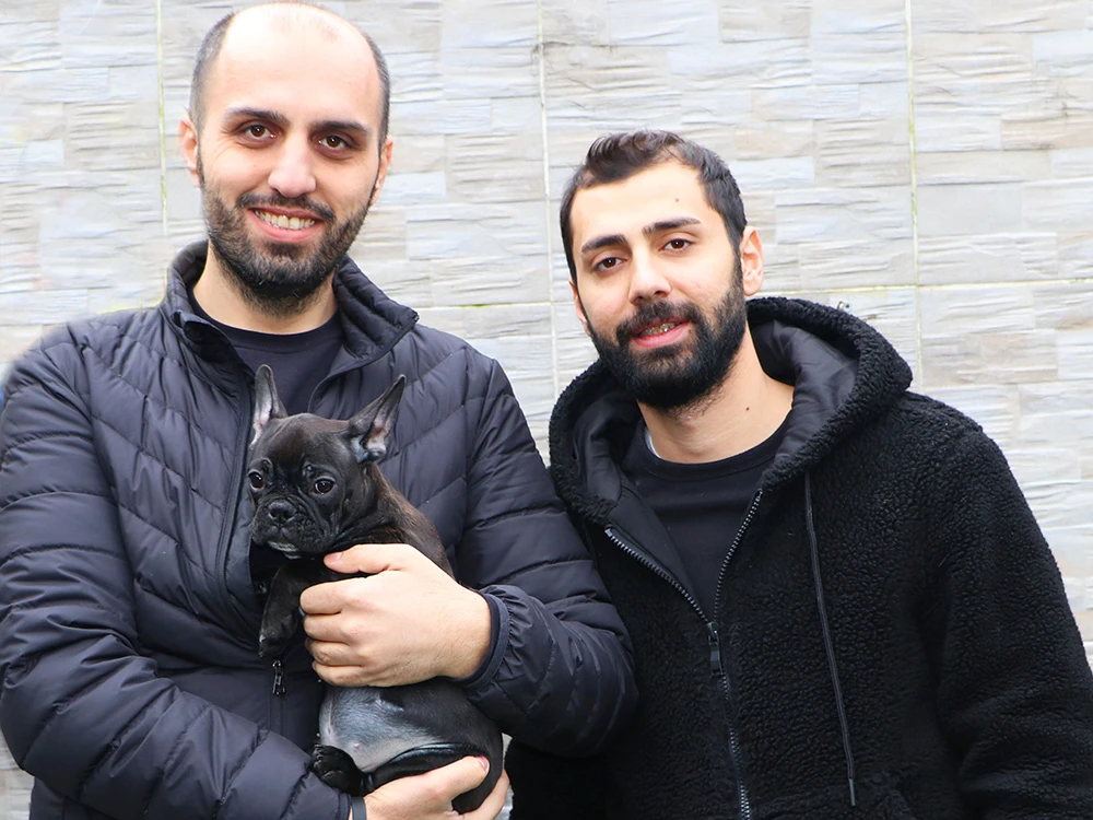 Serdar Türkmen, French Bulldog elit yavrusuna kavuştu