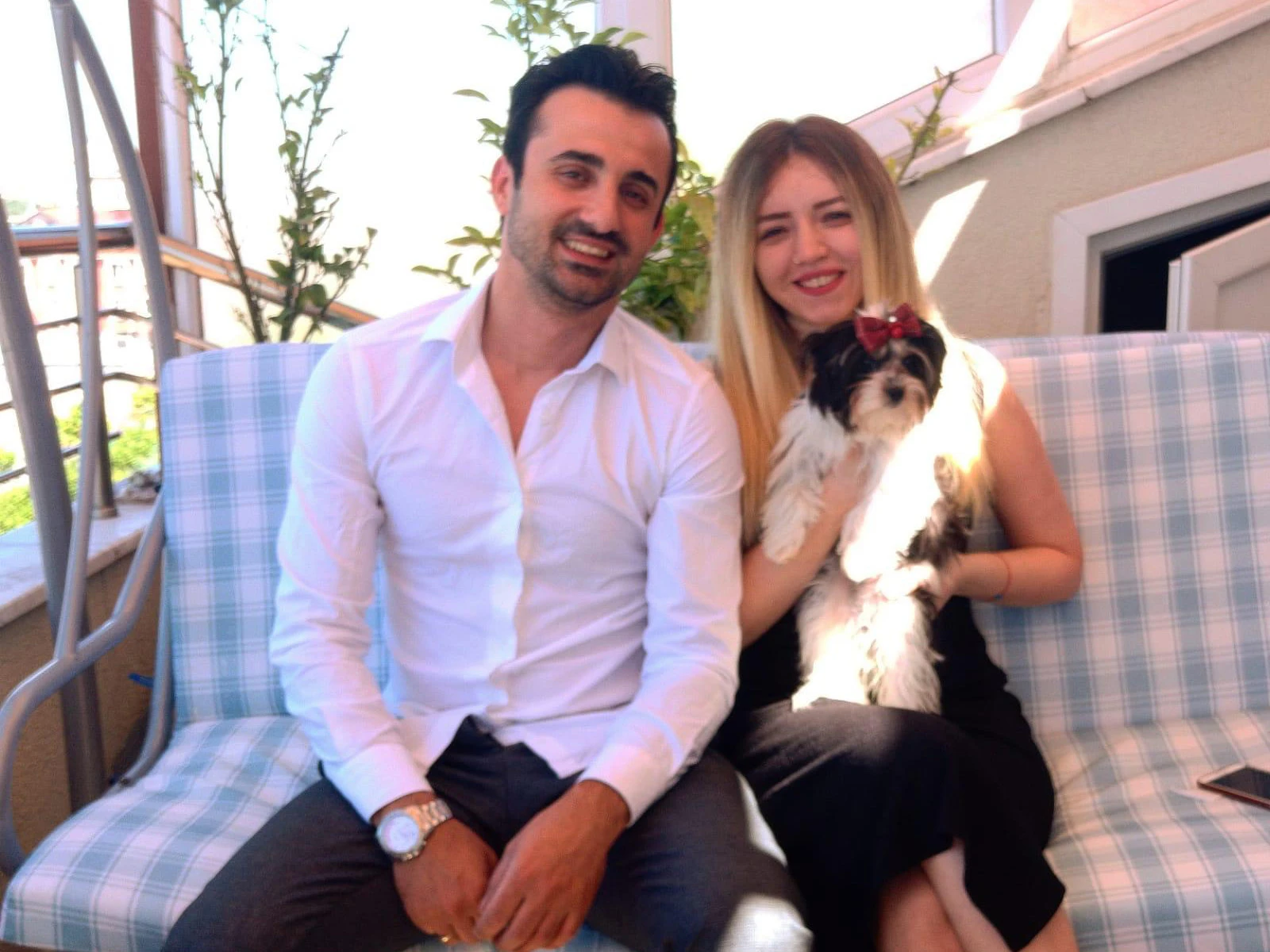 Yağmur hanım ve ailesi Morkie yavruları Teddy'e kavuştu