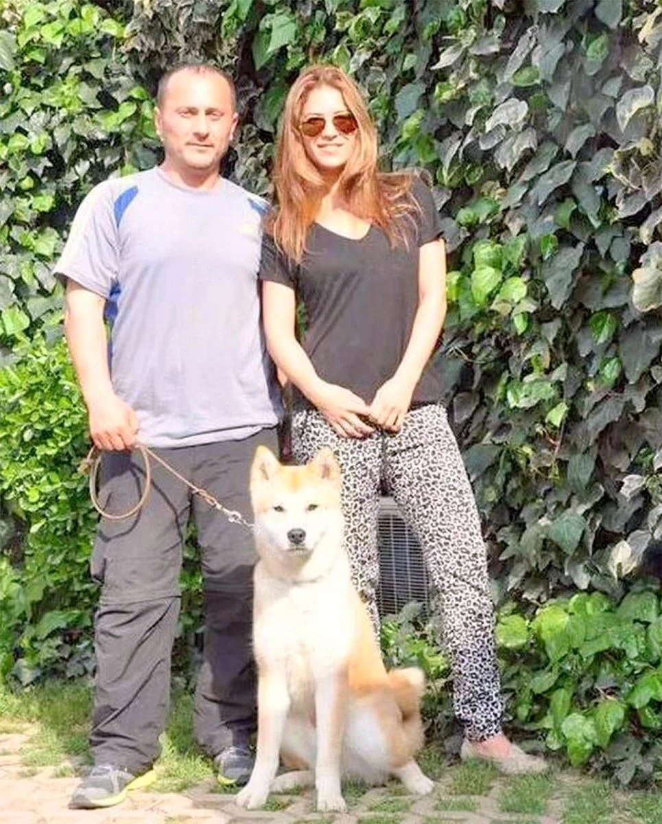 Yağmur Ünal'ın köpeği Leo temel eğitimini başarıyla tamamladı